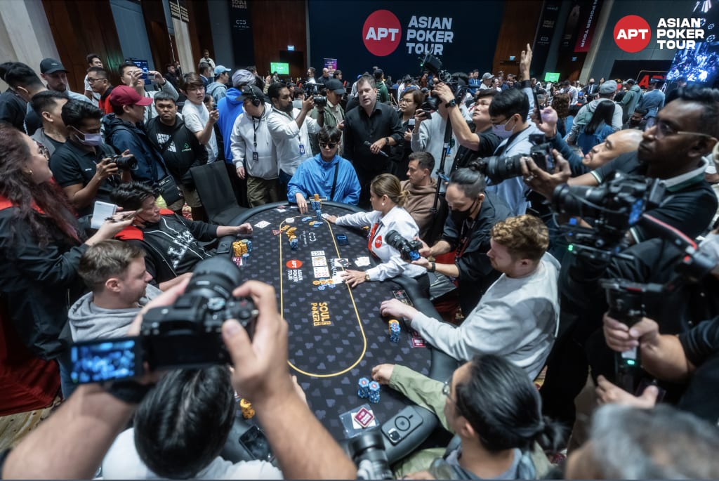 Historic APT Manila Main Event sees 159 remain, Zhen Chen leads Day 3